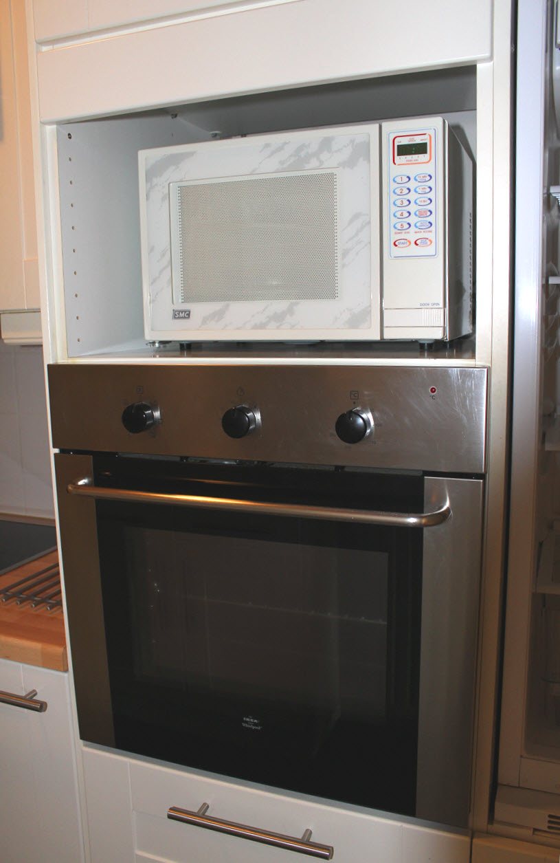 Oven en microgolfoven apart